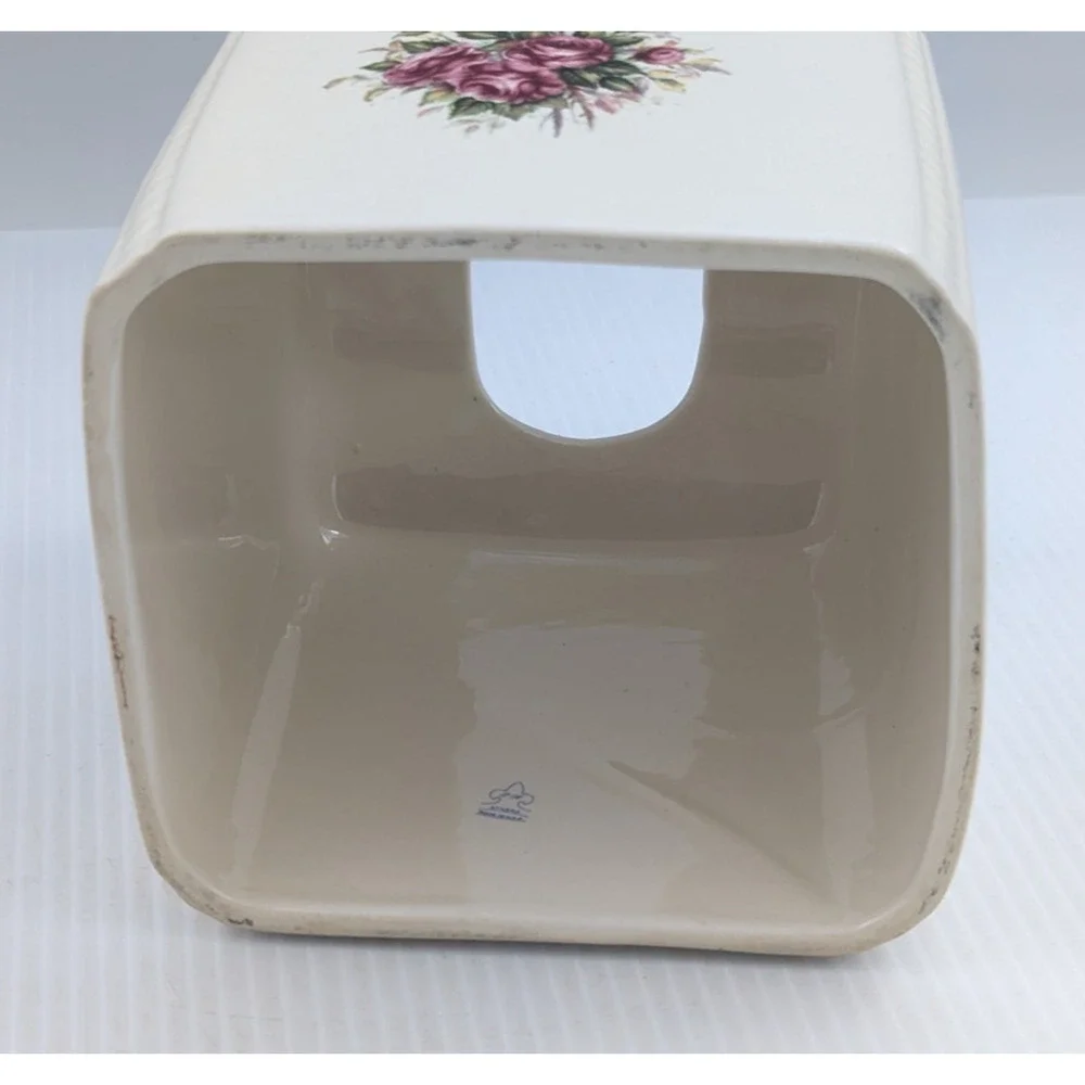 Athena California Pottery Roses Floral Rose Rhapsody Tissue Box Holder Soap Dish